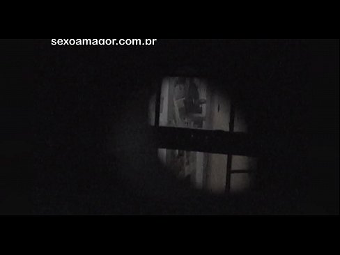 ❤️ Rubia es grabada en secreto por un voyeur del barrio escondido detrás de unos ladrillos huecos Porno casero en es.pornjimbo.ru ❌️