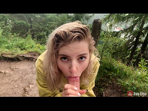 ❤️ Chica traga semen después de una mamada en público - Eva Elfi Porno casero en es.pornjimbo.ru ❌️